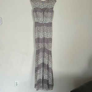 Lenovia fitted small gown